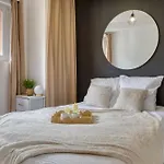 Cécile Charming One-bedroom With Parking Close To The Seine