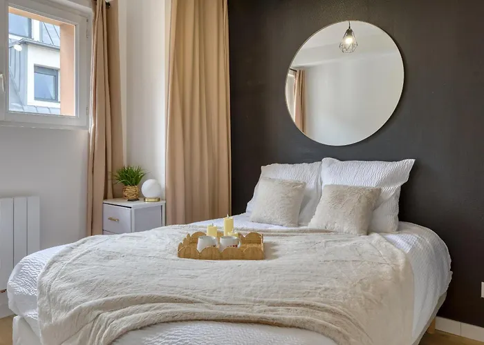 Alexandre F2 Cosy Avec Parking A Deux Pas De La Seine